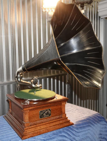 The Victor-Victrola Page